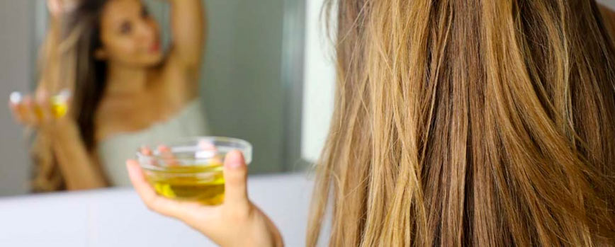 Aceite de romero para el pelo ¿Cómo aplicarlo? ¿Beneficios? ✓